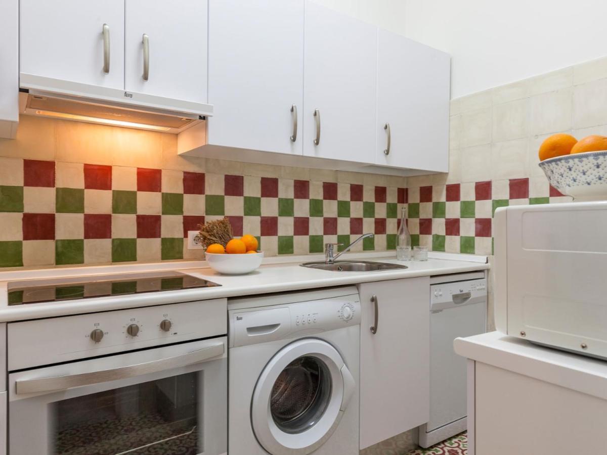 Bordador Apartment Seville Exterior photo